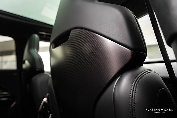 Land Rover Range Rover Sport 8 of 23