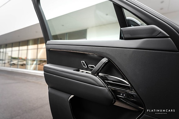 Land Rover Range Rover Sport 16 of 23