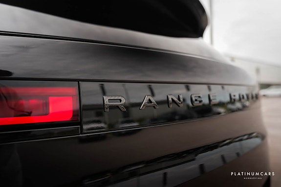 Land Rover Range Rover Sport 21 of 23