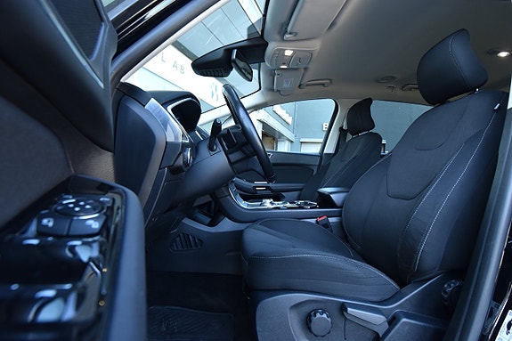 Ford S-MAX 10 of 30