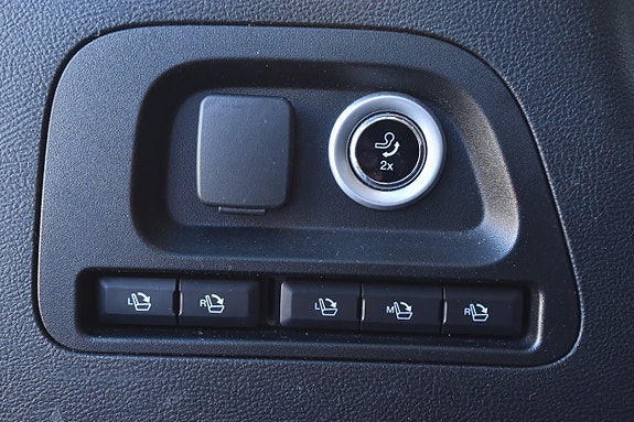Ford S-MAX 16 of 30