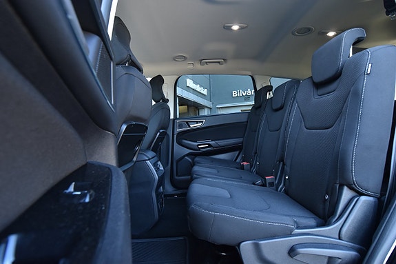Ford S-MAX 11 of 30