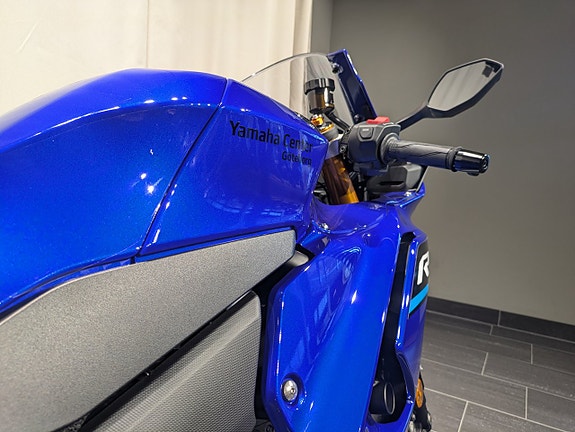 Yamaha YZF-R7 Icon Blue / Finns för beställning! 14 of 19