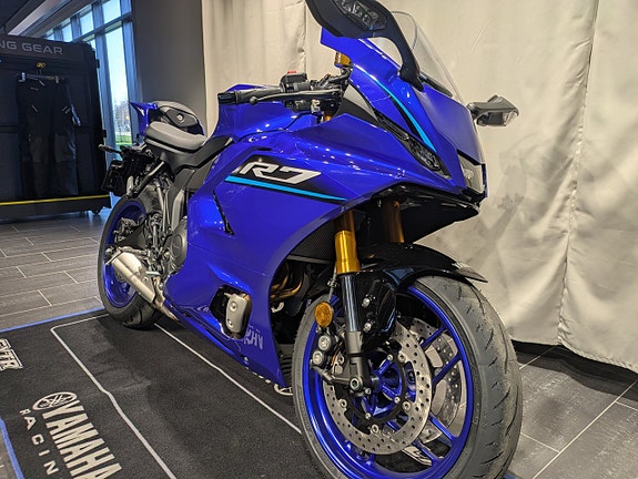 Yamaha YZF-R7 Icon Blue / Räntekampanj 3,45% / Omgående lev! 3 of 5