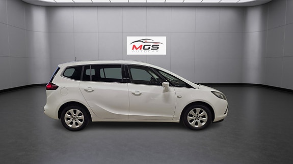 Opel Zafira Tourer 5 of 5