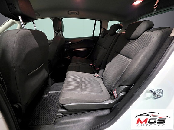 Opel Zafira Tourer 15 of 30