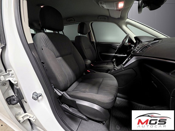 Opel Zafira Tourer 12 of 30