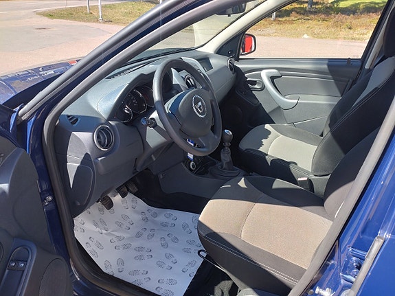 Dacia Duster 5 of 5