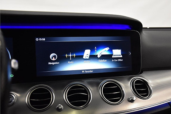 Mercedes-Benz E220 20 of 23