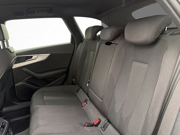 Audi A4 allroad 30 of 30