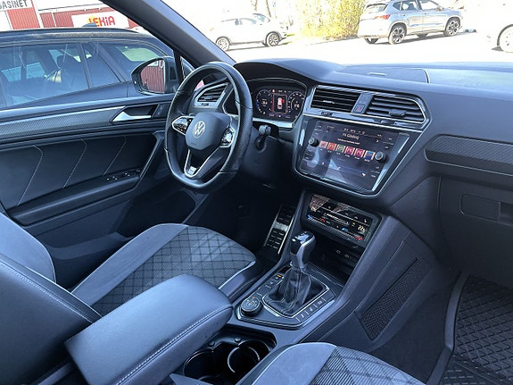 Volkswagen Tiguan 14 of 14