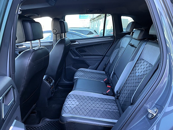 Volkswagen Tiguan 11 of 14