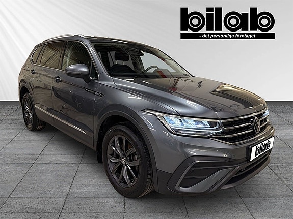Volkswagen Tiguan Allspace 2 of 5