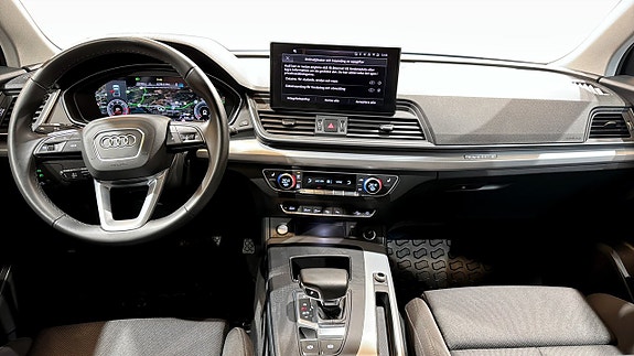 Audi Q5 10 of 22