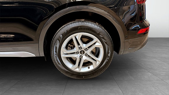 Audi Q5 6 of 22