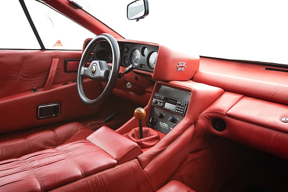 Lotus Esprit 16 of 30