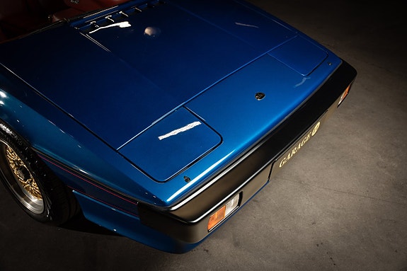 Lotus Esprit 27 of 30