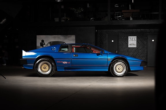 Lotus Esprit 6 of 30