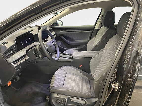 Skoda Superb 9 of 14
