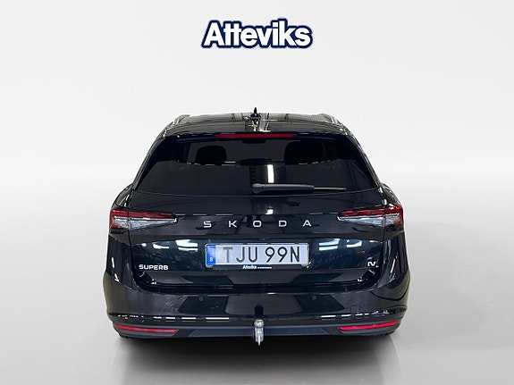 Skoda Superb 4 of 5