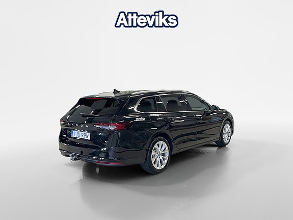 Skoda Superb 3 of 5