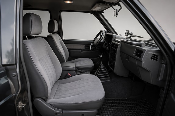 Nissan Patrol 19 of 23