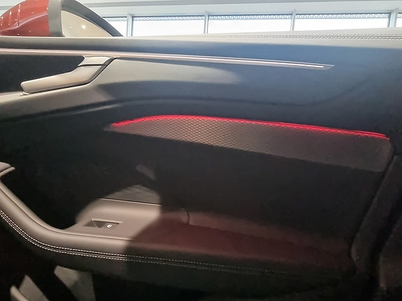 Audi A6 e-tron 6 of 14