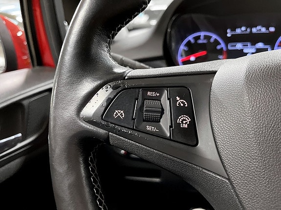 Opel Corsa 8 of 18
