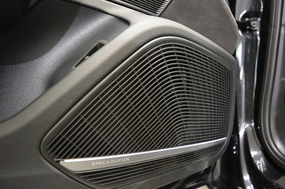 Audi RS4 10 of 29