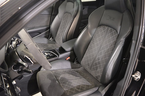 Audi RS4 12 of 29