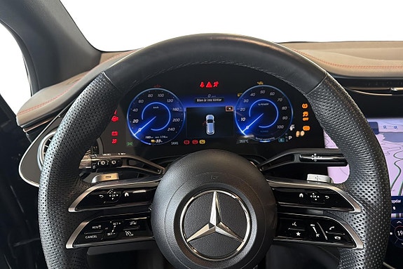 Mercedes-Benz EQE SUV 7 of 16