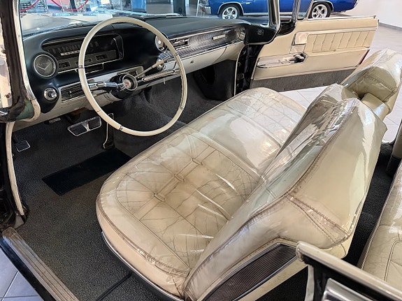 Cadillac Eldorado Seville 7 of 11