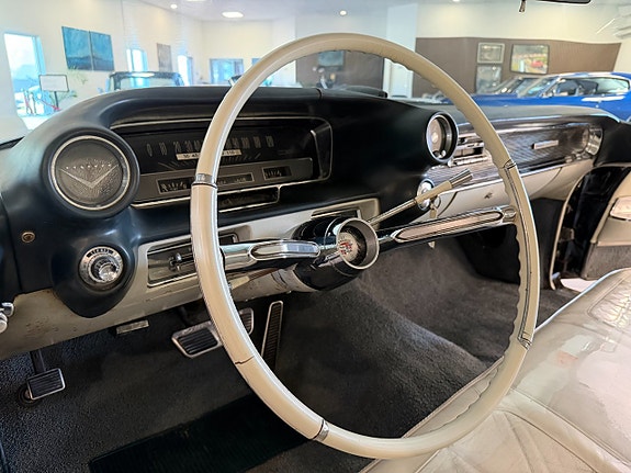 Cadillac Eldorado Seville 10 of 11