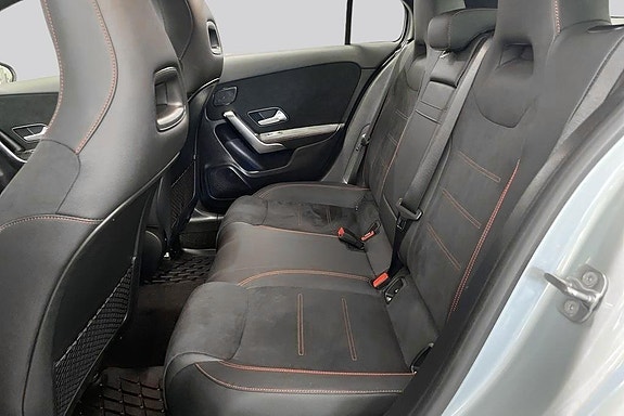 Mercedes-Benz A250 e 9 of 14