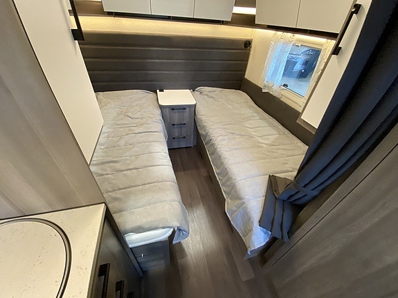 KABE Estate 470 GLE /ALDE /Långbäddar/Stora kylen 9 of 26