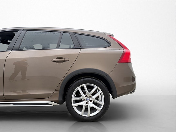 Volvo V60 Cross Country 28 of 30