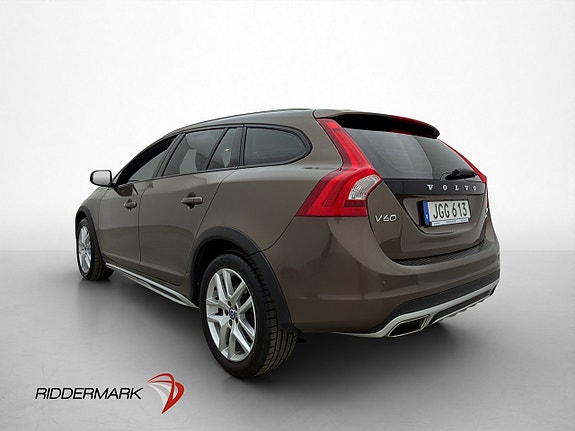 Volvo V60 Cross Country 5 of 5