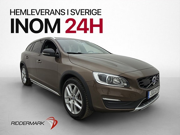 Volvo V60 Cross Country 3 of 5