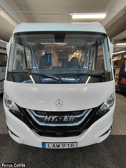 Hymer B550MC AUTOMAT 2 of 20