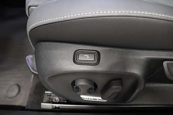 Volkswagen Passat 10 of 12