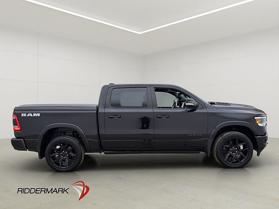 Dodge RAM 1500 2 of 5