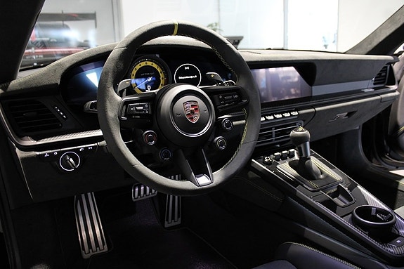 Porsche 911 GT3 RS 3 of 5