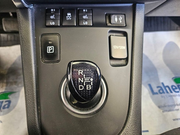 Toyota Auris 17 of 19