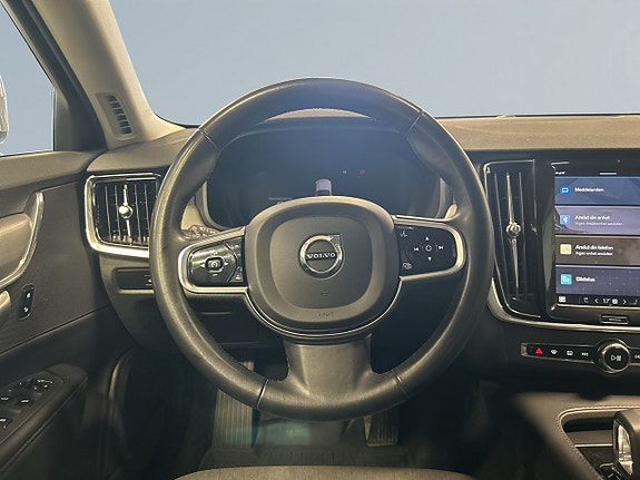 Volvo V90 Cross Country 9 of 20
