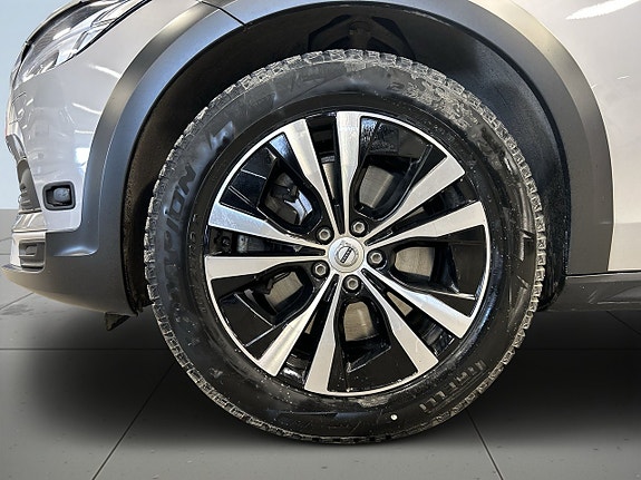 Volvo V90 Cross Country 14 of 20