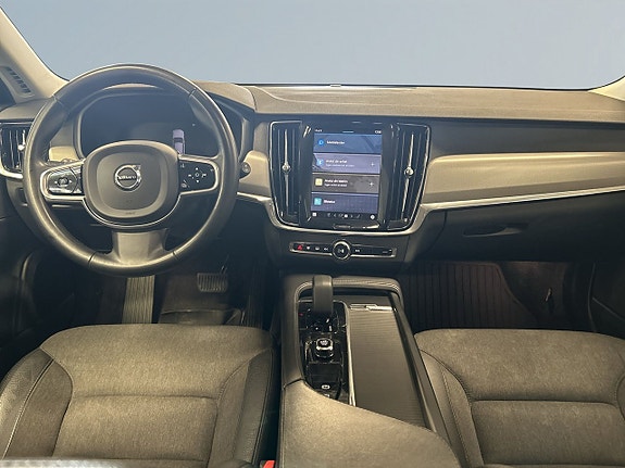Volvo V90 Cross Country 8 of 20