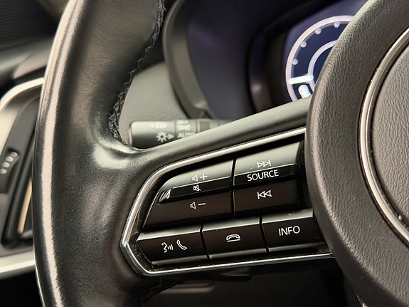 Mazda CX-60 17 of 30