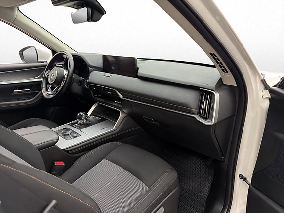 Mazda CX-60 28 of 30