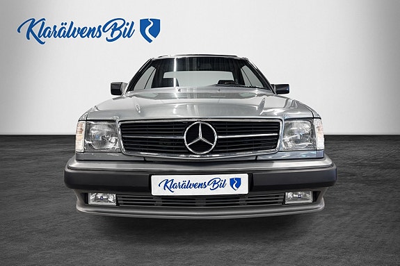 Mercedes-Benz 230 4 of 5