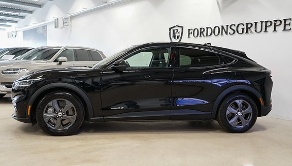 Ford Mustang Mach-E 3 of 5